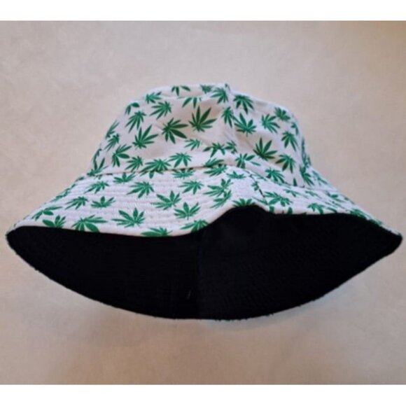 New White Pot Leaf Marijuana Bucket Hat Adult One Size Weed Green Reversible NWT - Picture 2 of 2